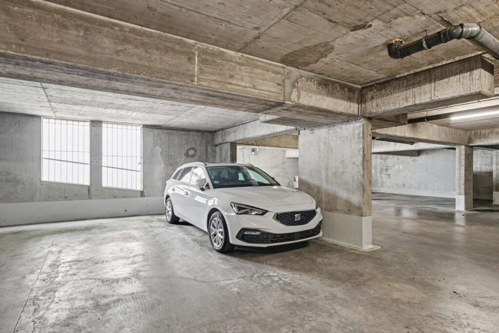 Tiefgaragenstellplatz